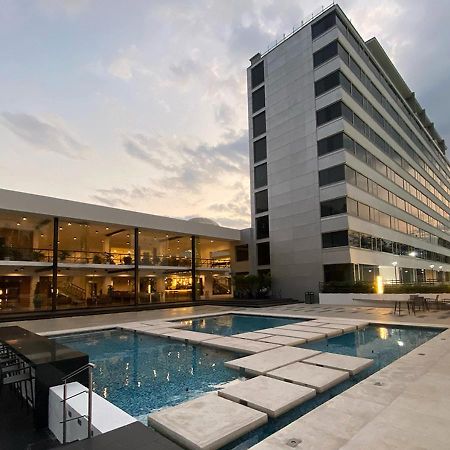 Eurobuilding Tama San Cristobal Hotel Bagian luar foto