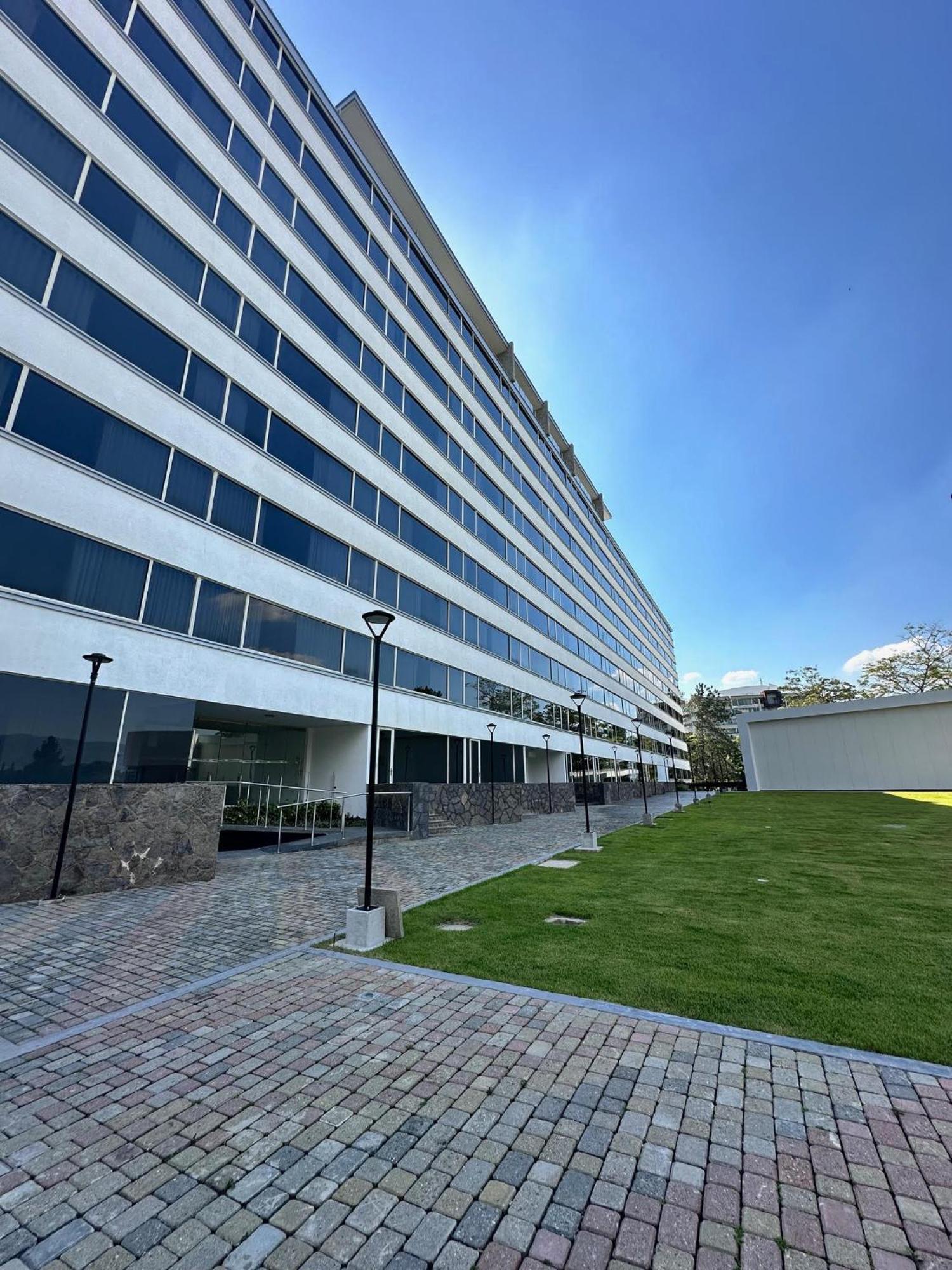 Eurobuilding Tama San Cristobal Hotel Bagian luar foto